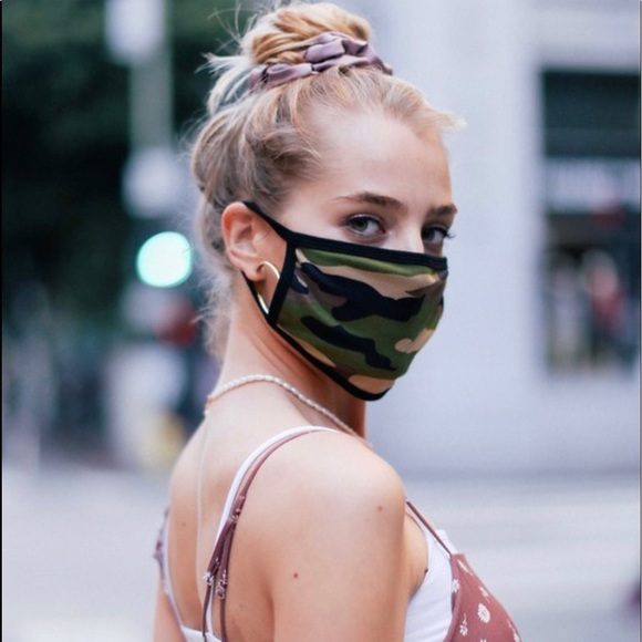 Camouflage Mask - Picture 2 of 4